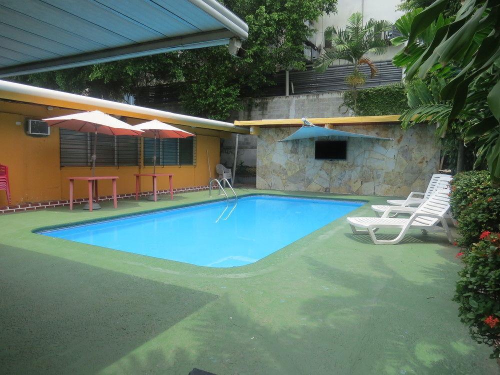 Hostal Cocos Inn Panama-Stad Buitenkant foto