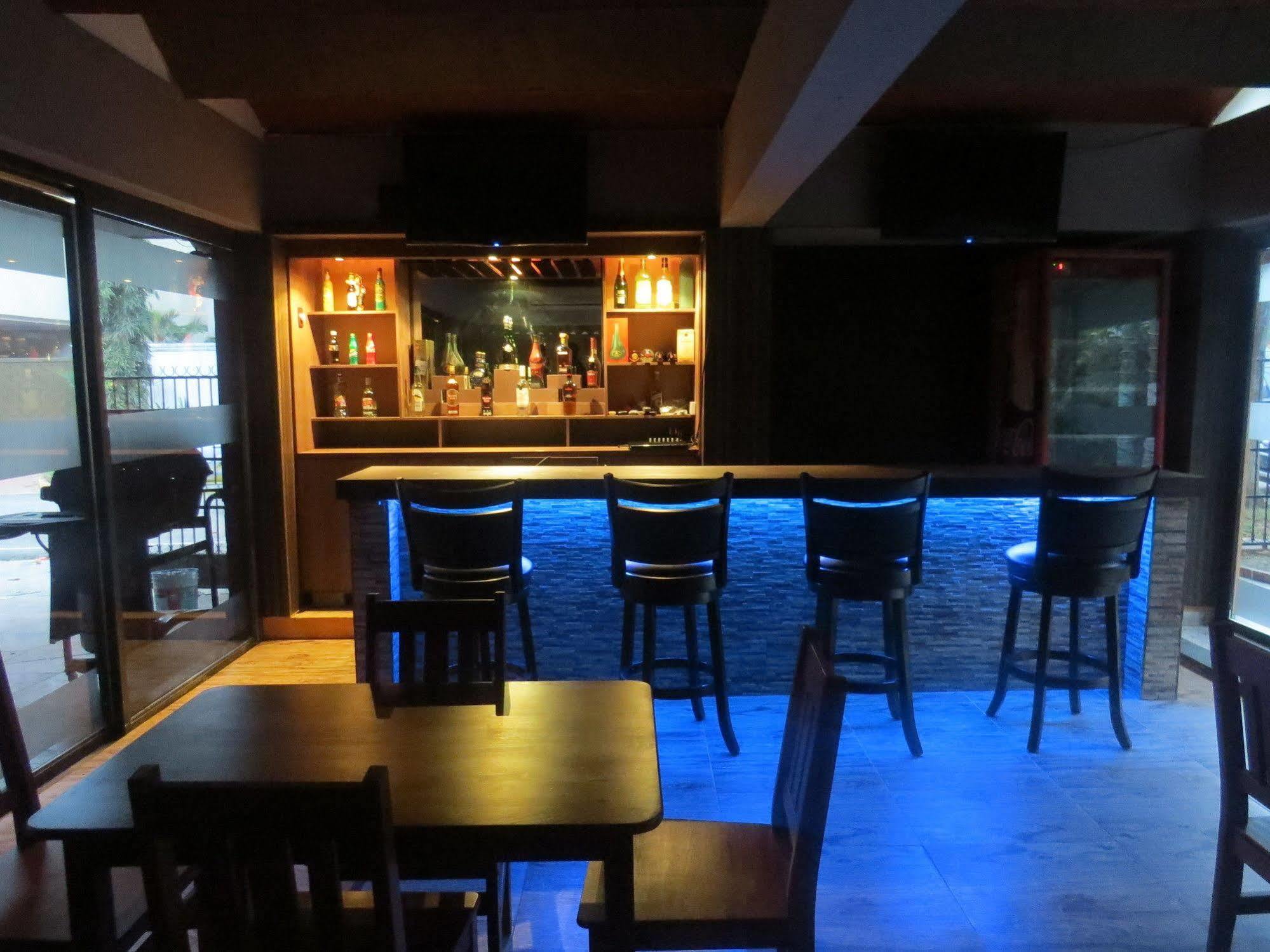Hostal Cocos Inn Panama-Stad Buitenkant foto